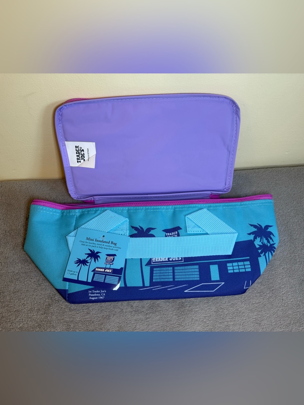 Trader Joe's Blue Insulated Mini Tote- with PINK zipper - Picture 2 of 8